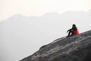 目元に優しい低刺激の高濃度レチノール製品はどれがおすすめ？