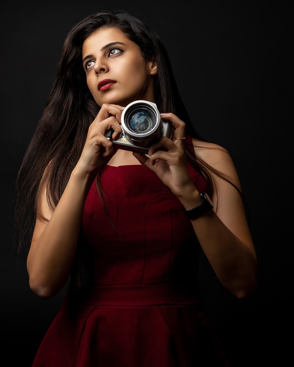 目元美容液に高濃度プロテオグリカンはどのような効果があるの？